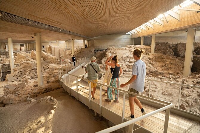 Private Guided Tour of Akrotiri Excavations in Santorini - Meeting Kostas at Akrotiri, entrance gate start