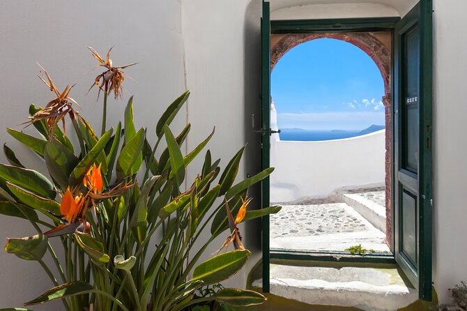 Private Half day - Best of Santorini and Wine Tasting tour - Fira: museum, cathedrals, and the volcano edge