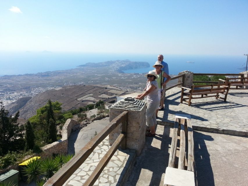 Private Half-Day Sightseeing Tour of Santorini - Pyrgos Kallistis and scenic driving: the stops between the headline spots