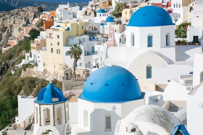 Private Highlights tour: Discover Santorini Like a Local - Comfort Plus Onboard WiFi, The Practical Combo