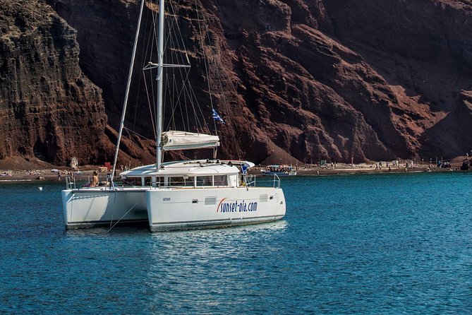 Private Morning Tour Lagoon 400-380 Sailing in Santorini ,lunch, drink, transfer - Photo Views From the Water, Plus a Few Surprise Landmarks