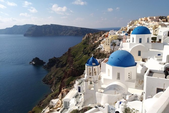 Private Overview of Santorini: Full-Day Customizable Experience! - Red Beach: Volcanic Color, Fast Photos, And A Real Food Detour