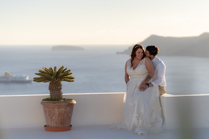 Private Photo Session in Santorini - What you’re really paying for: $417 per group, all fees included