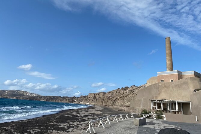Private Santorini Highlights Tour – Scenic Views & Local Insight - Stop 4: Megalochori traditional village and an optional winery moment