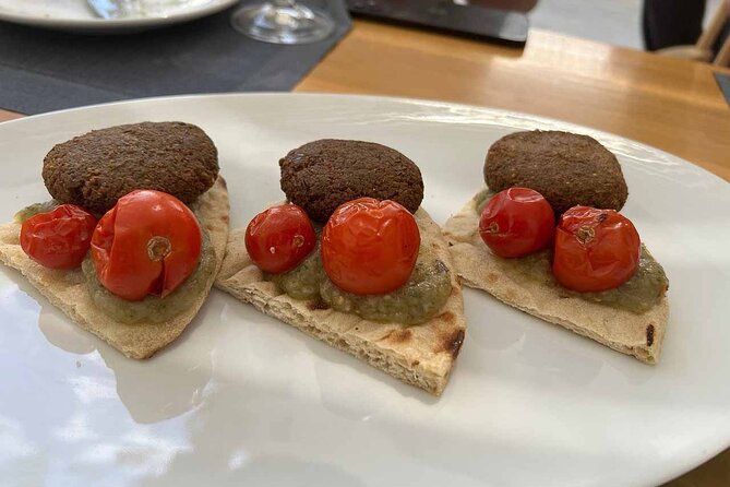Private Santorini Wine Tour with 12 Wine Tastings and Dinner - The tastings that make the flight feel worth it