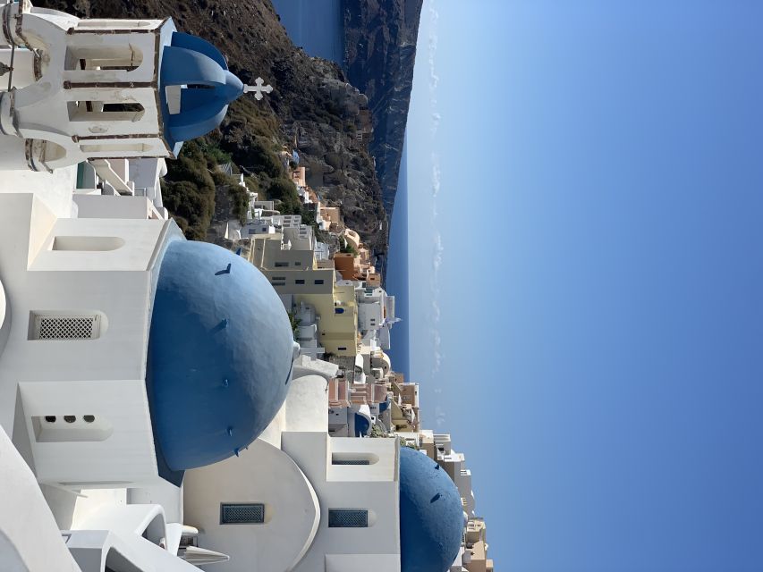 Private Tour of the Famous Blue Domes and Caldera - Oia: Blue Domes, Windmills, Kastro Houses, and the Castle Views