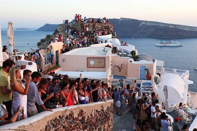 Private Tour Santorini best Attractions - Perissa Black Sand Beach, Volcano Proof in Your Shoes