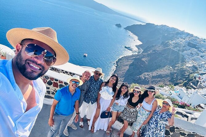 Private Transfer Santorini One-way From/To Airport, Port & Hotel - Where door-to-door service helps most: Oia, Thira, and airport runs
