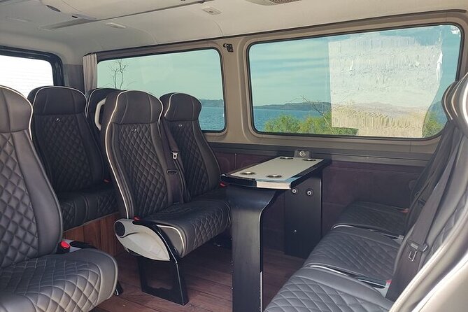 Private Transfer Santorini One-way From/To Airport, Port & Hotel - Meeting and pickup details at the airport, port, and hotel