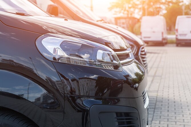 Private Transfers in Santorini Airport, Port and Hotels - Luxury Mercedes transfers from Santorini Airport, Port, and Hotels
