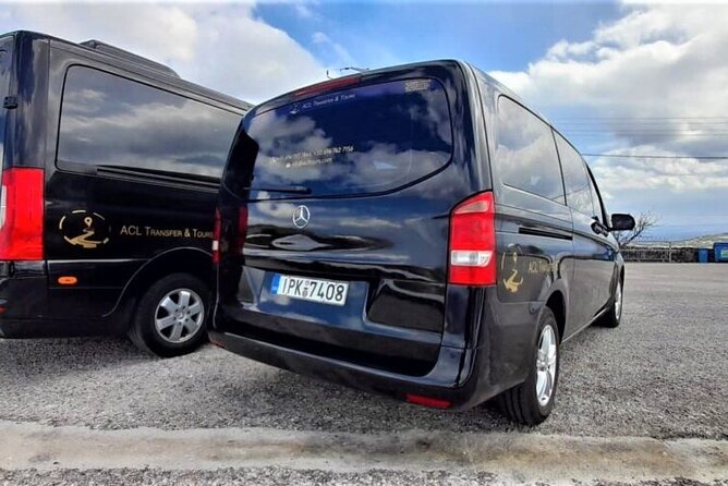 Private Transportation from Airport to Oia - Private airport to Oia without taxi stress