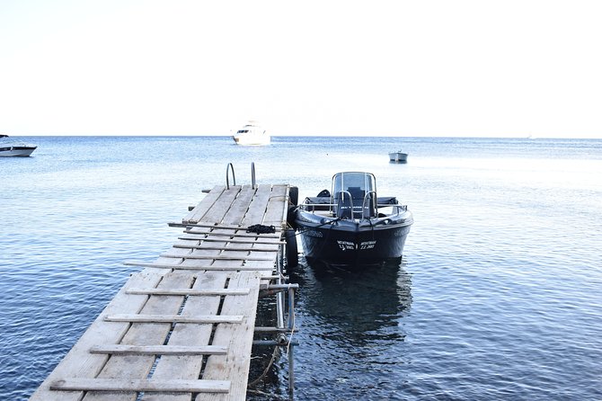 Rent a Boat in Santorini without a License - What’s included on board (and what you should plan for)