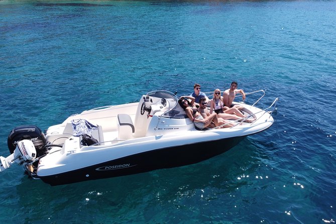 Rent a SpeedBoat in Santorini with License or Skippered - Snorkeling and photos: how to get the most out of the included gear