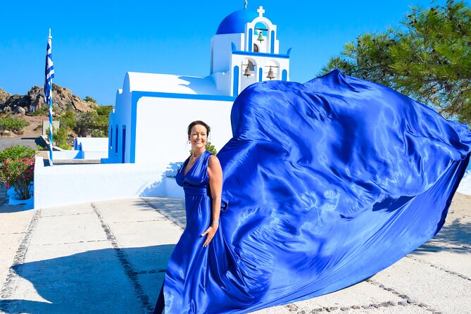 Santorini 2h Private Flying Dress Photoshoot with Transportation - Price and value: what $503.90 per group is really buying