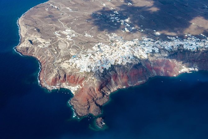Santorini 30min Helicopter Tour - The helicopter flight: caldera, Nea Kameni, and what 30 minutes buys you