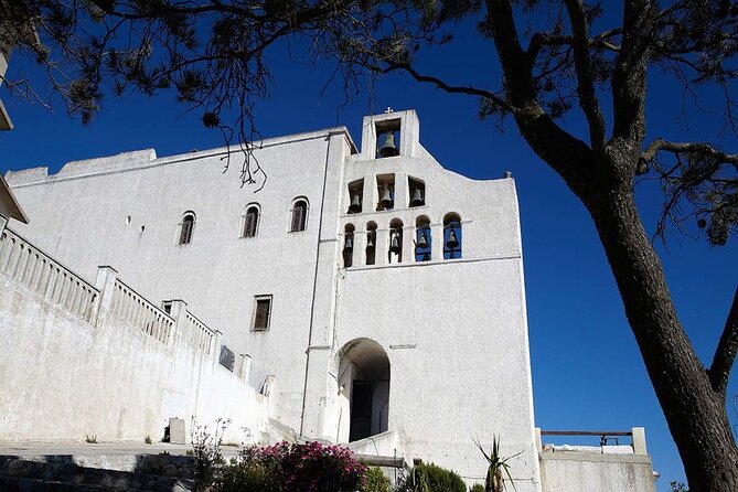 Santorini: 4hr Wheelchair Private Accessible Tour - Stop 4: The Castle of St Nicholas in Oia, cave houses with fewer steep paths