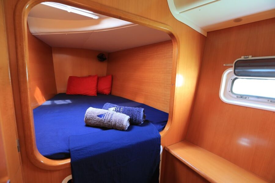 Santorini: 7-Hour Private Catamaran Cruise with Food & Drink - Sunset from the water: why the Caldera feels different at night