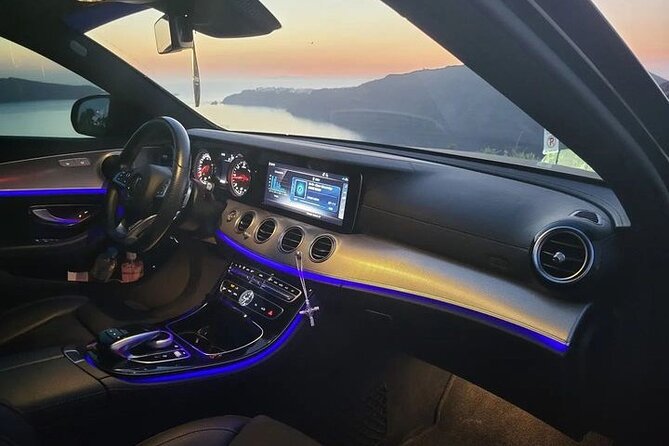 Santorini: Airport or Port One-Way Private Transfer - Inside the Vehicle: A/C Comfort, WiFi, and Clean Practical Rides