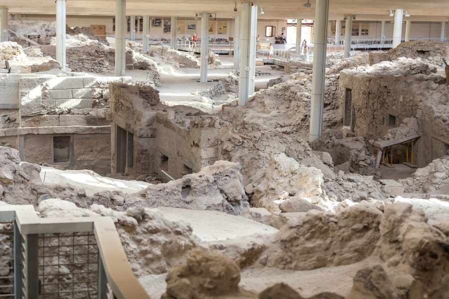 Santorini: Akrotiri Prehistoric City Guided Walking Tour - The 1.5-Hour Walk: What You’ll Do and Why It Works