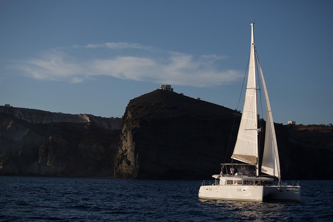 Santorini:All-inclusive Catamaran Cruise with Thirassia Stop - Getting to the boat: pickup timing, small-group flow, and what to expect