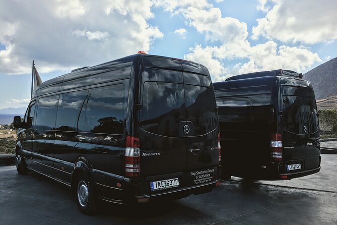 Santorini Arrival Transfer & Travel Services - The Ride Itself: Air-Con, WiFi, and Real Communication
