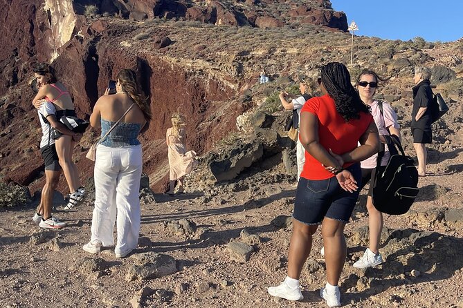 Santorini ATV Highlights Tour: Oia, Viewpoints & Volcanic Beaches - Why a road ATV highlight loop makes sense in Santorini