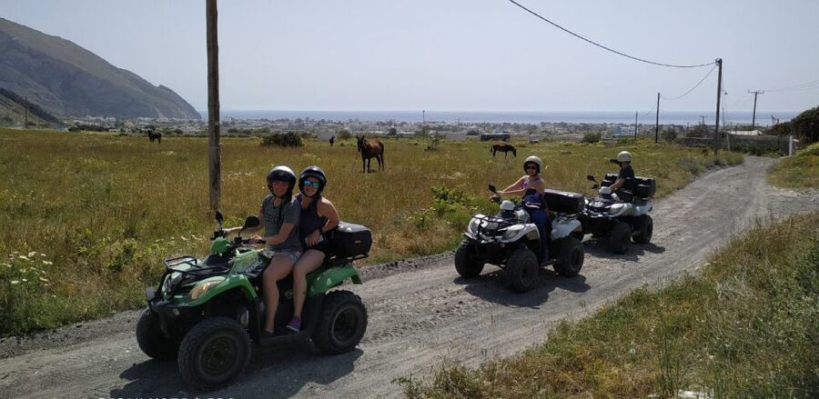 Santorini: ATV-Quad Experience - Off-Road to Emporio and the Venetian Castle Streets