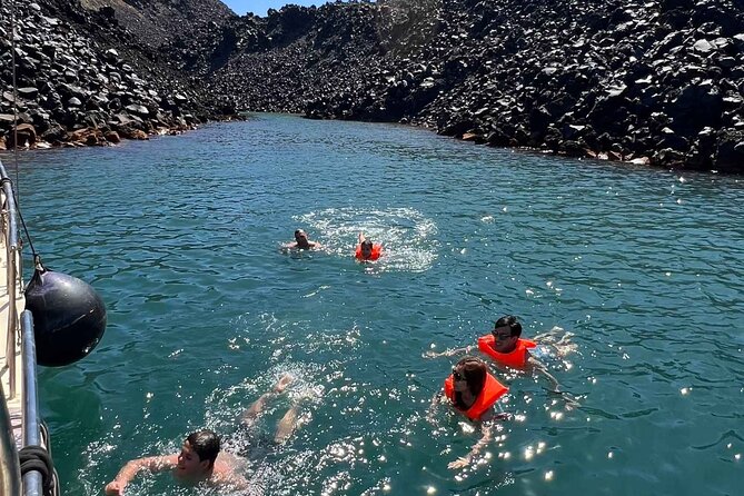 Santorini: Boat tour to Volcano, Hot Springs & Thirasia island - Key things to know before you go