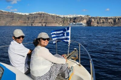 Boat tour to Volcano, Hot Springs & Thirasia island