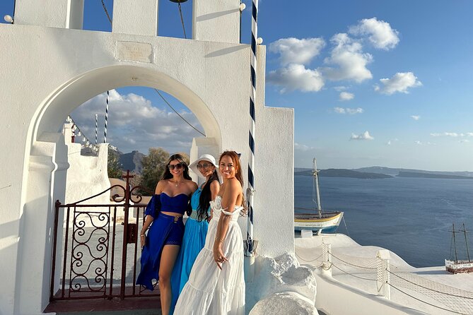 Santorini: Cable Car-Free & Stress-Free Private Island Tour - Meeting at the Old Port and Getting Moving Fast