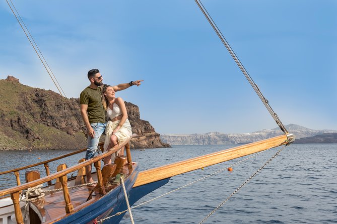 Santorini Caldera Cruise Tour (Volcano, Hot Springs, Thirassia) - Nea Kameni Volcano Hike: The €5 Entrance and the Walk You’ll Feel