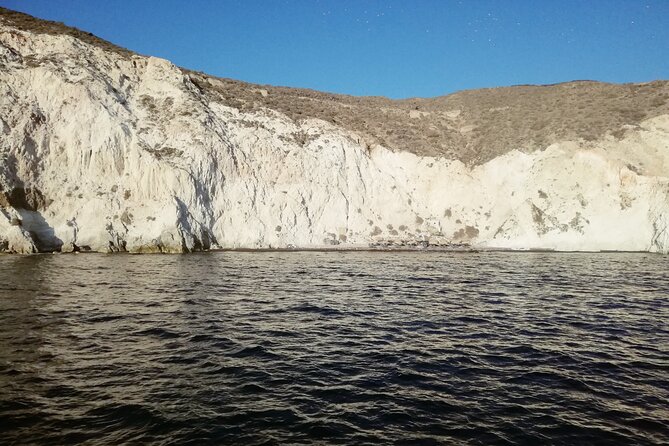 Santorini Catamaran Cruise with Fresh Meal and Open Bar - From Pickup to Vlychada Port, How the Day Gets You on the Water Fast