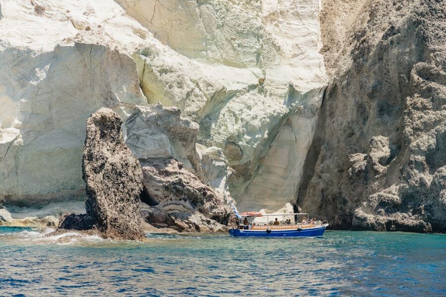 Santorini: Catamaran Tour with BBQ Dinner, Drinks, and Music - Getting There and Packing Smart, so you enjoy the whole 5 hours