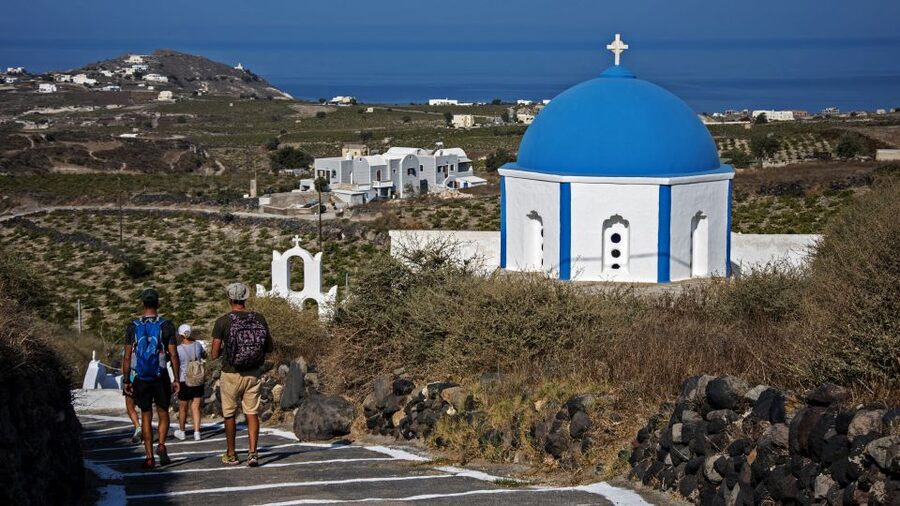 Santorini: Cooking Class and Easy Hike - Akrotiri Vineyards, Chapels, and Caldera Views With a Real-Life Pace