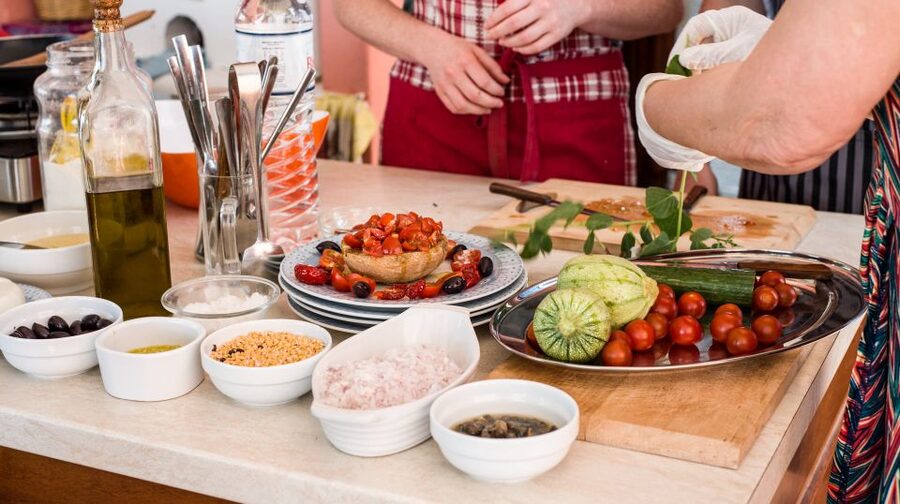 Santorini: Cooking Class and Easy Hike - The 1-Hour Low-Difficulty Hike, Vineyards, Chapels, and Two-Side Views