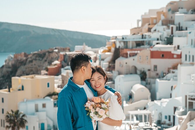 Santorini: Customized Private Photoshoot Walk in Oia - How Many Photos You Get, and When Your Gallery Arrives