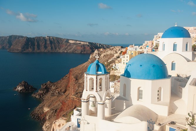 Santorini Customized Tours - Getting there in comfort: pickup, WiFi, and air-conditioned rides