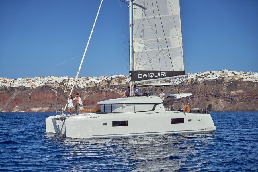 Santorini: Day Luxury Catamaran Cruise with Meal & Drinks - Old Harbor of Fira photo stop, then Armeni Bay