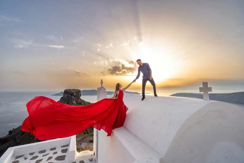 Santorini: Flying Dress Photo © Photoshoot "Express Package" - Choosing your flying dress, what “one dress” really means for your photos