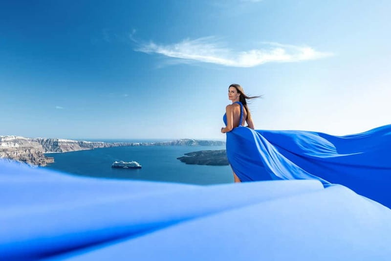 Santorini: Flying Dress Photo © Photoshoot "Express Package" - Booking your flying dress session, and how the four steps save stress