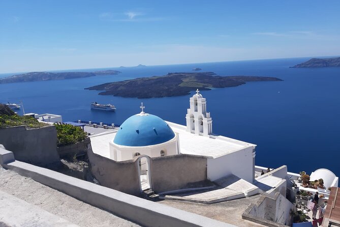 Santorini Full Day Trip by Santo Luxury Escape - Entering Santorini’s top spots on a 6-hour loop