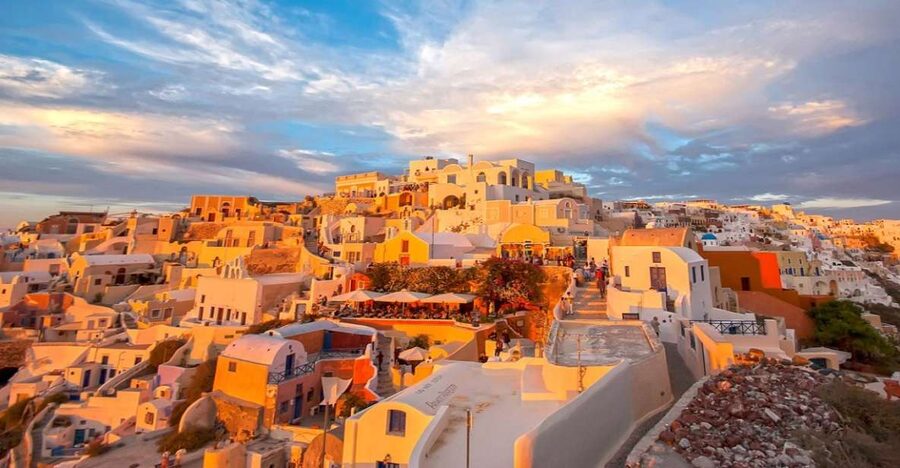 Santorini: Guided Island Day Trip with Beach Visit - One Big Day Loop: How the 10-Hour Bus Tour Covers Santorini