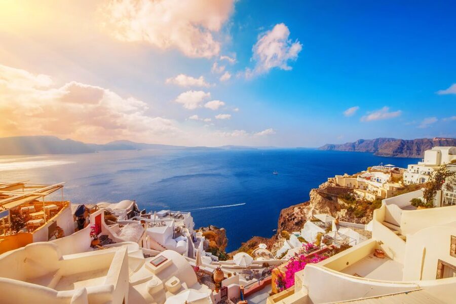 Santorini: Guided Island Day Trip with Beach Visit - Fira (Thira) Time for Photos, Traditional Food, and Wandering
