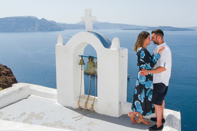 Santorini: Half-Day Island Sightseeing Tour - Stop 1: Oia for Whitewashed Streets, Blue Domes, and Better Photo Timing