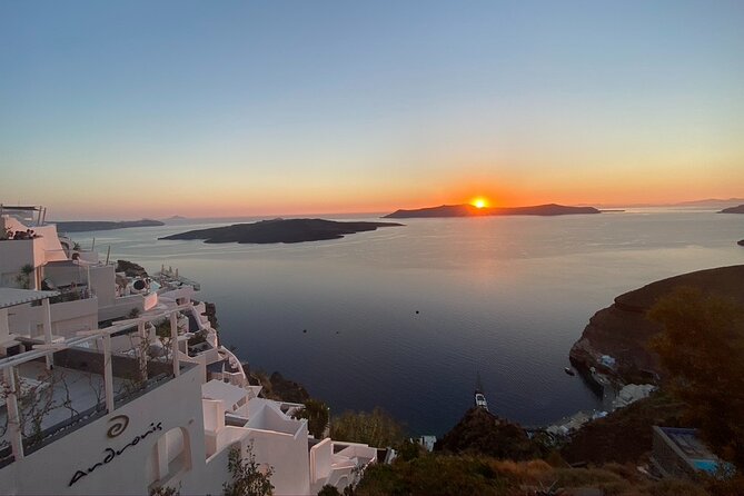Santorini Highlights: Private Sightseeing Tour in Santorini - Key things that make this private Santorini highlights tour worth your time