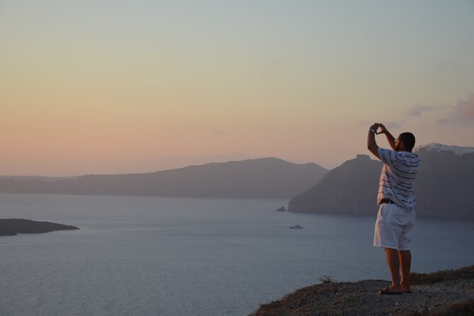 Santorini Highlights Small-Group Tour with Wine Tasting option - Emporio Village: Cycladic streets and a medieval vibe