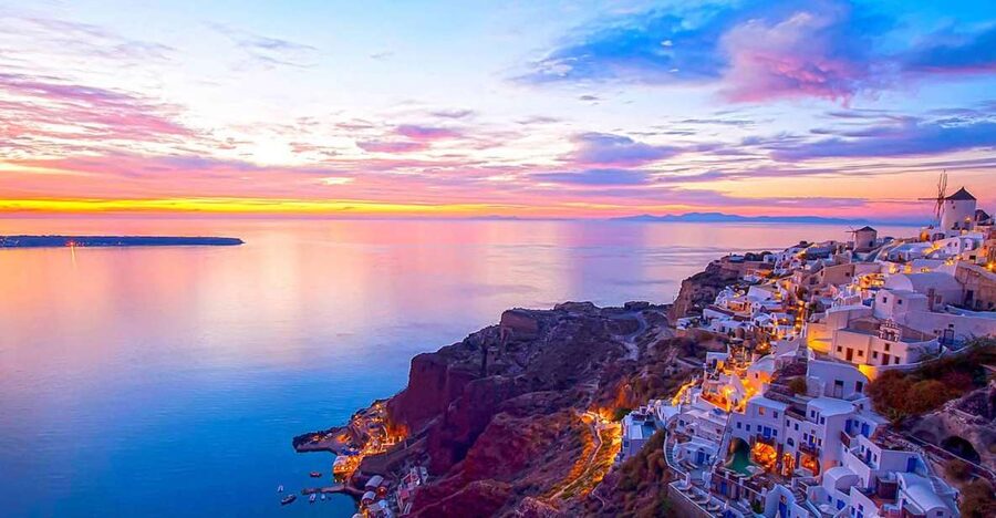 Santorini highlights tour - Firostefani and the Three Bells Church: A Pretty Pause Before Oia