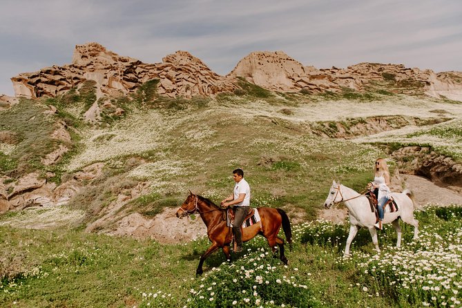 Santorini: Horse Riding to the Black Sandy Beach (Eros beach) - Who This Horse Ride Suits Best (And Who Might Be Frustrated)