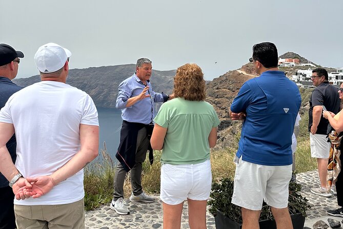 Santorini in 5 hours: Oia, Traditional Villages & Black Beach - Megalochori: Cobblestones, Whitewashed Houses, and a Volcanic Wine Stop