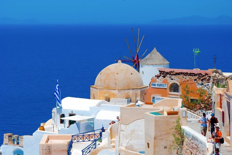 Santorini Island Bus Tour and Caldera Sunset Cruise - The realistic pacing: what feels great and what can feel long